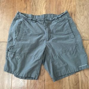 Columbia Omni-shade Mens 9” Short Gray size 36